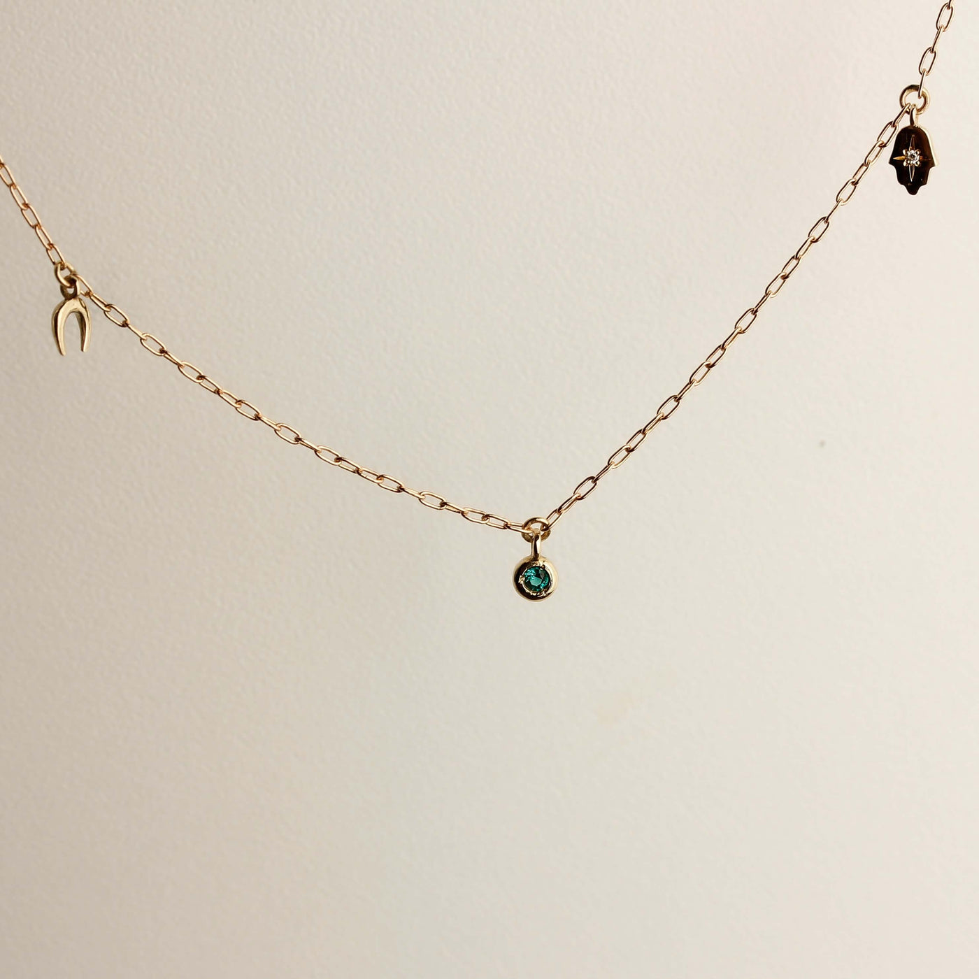 Tiny Horse Shoe Pendant 14k Gold Necklaces