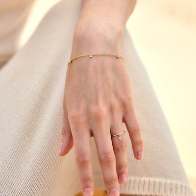 Nevada Pendant Small 14k Gold Necklaces