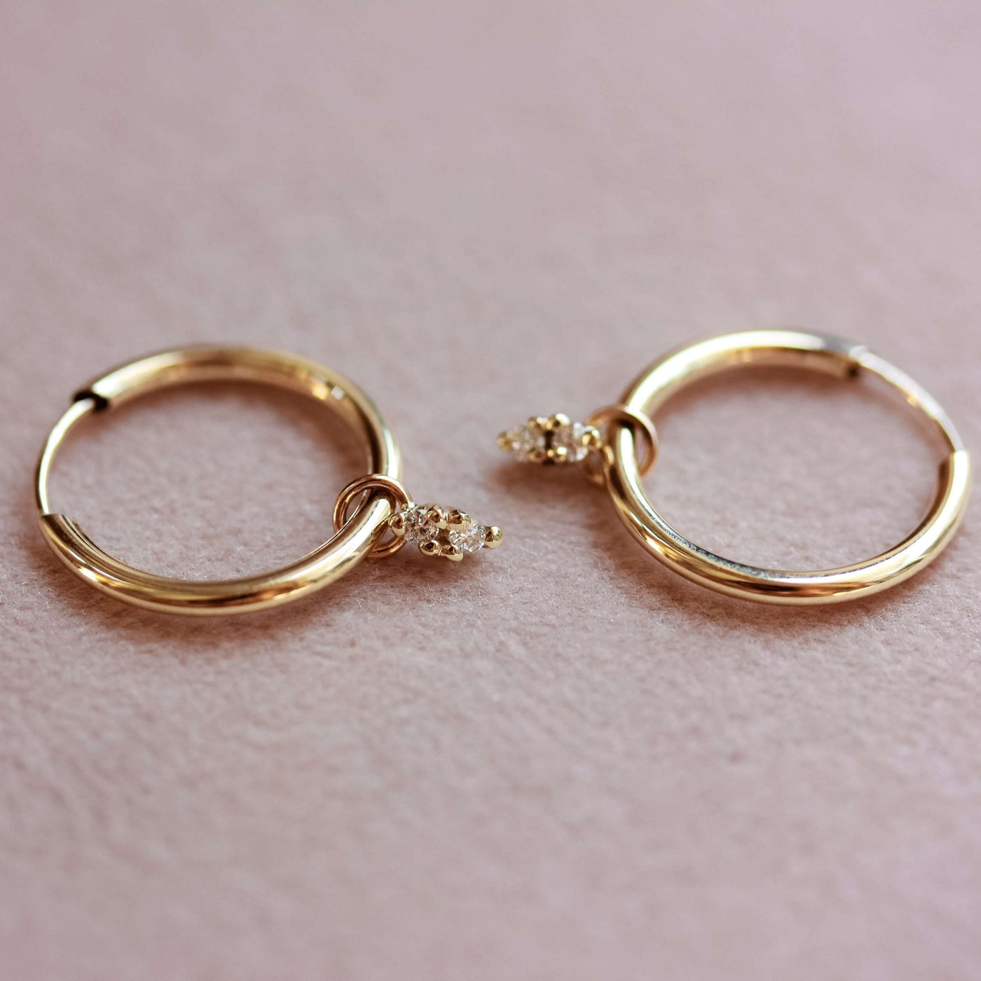 Neptune Pendant 14k Gold White Diamonds Earrings