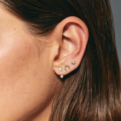 Clover Piercing Earring 14K Gold White Diamond Earrings 
