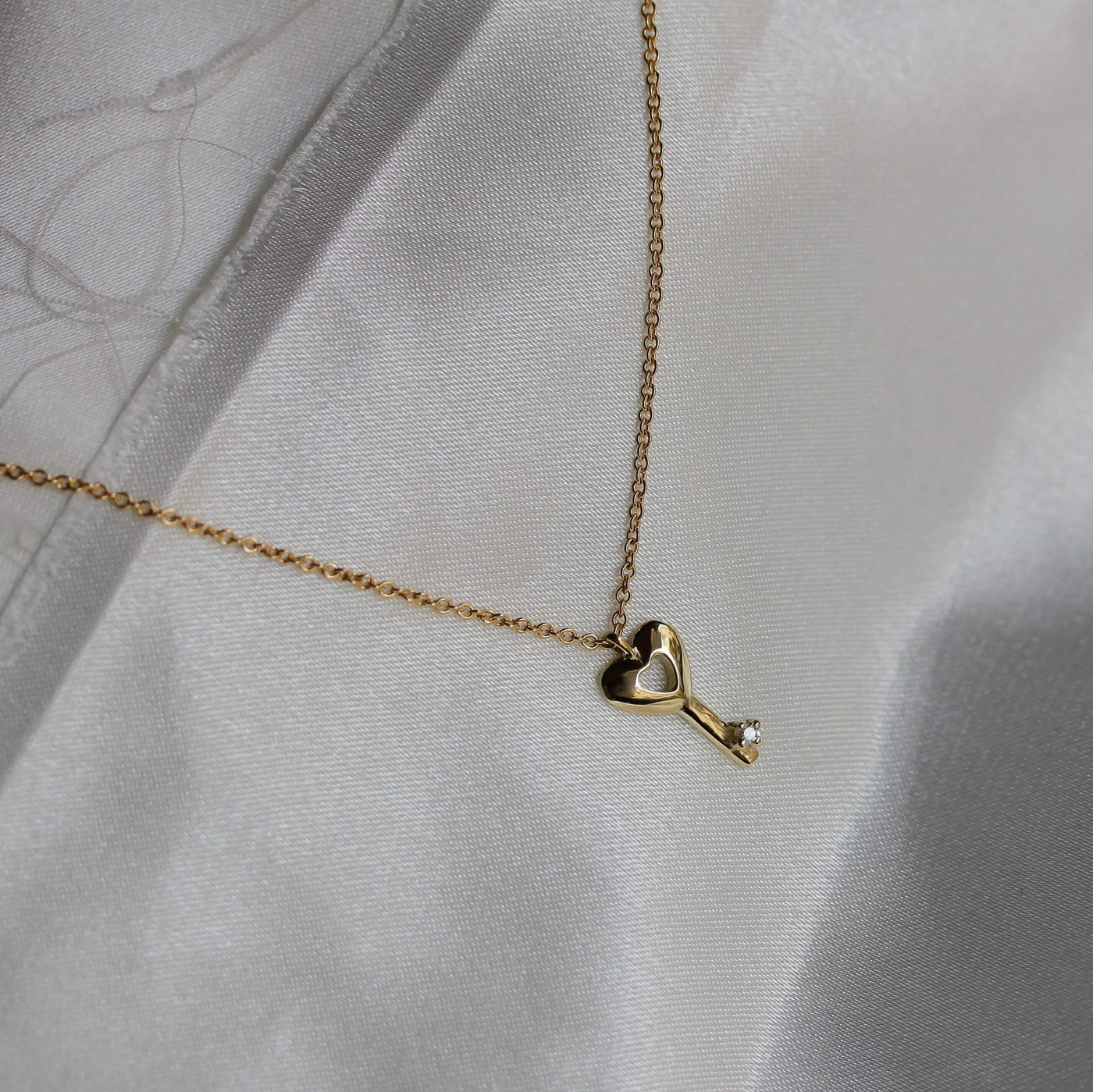 Heart Key Necklace 14K Gold White Diamond Necklaces 