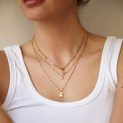 Verona Necklace 14K Gold White Diamond Necklaces 