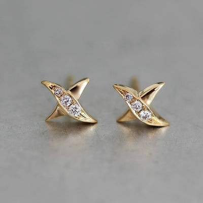Ivy Earring 14K Gold White Diamonds Earrings 14K White