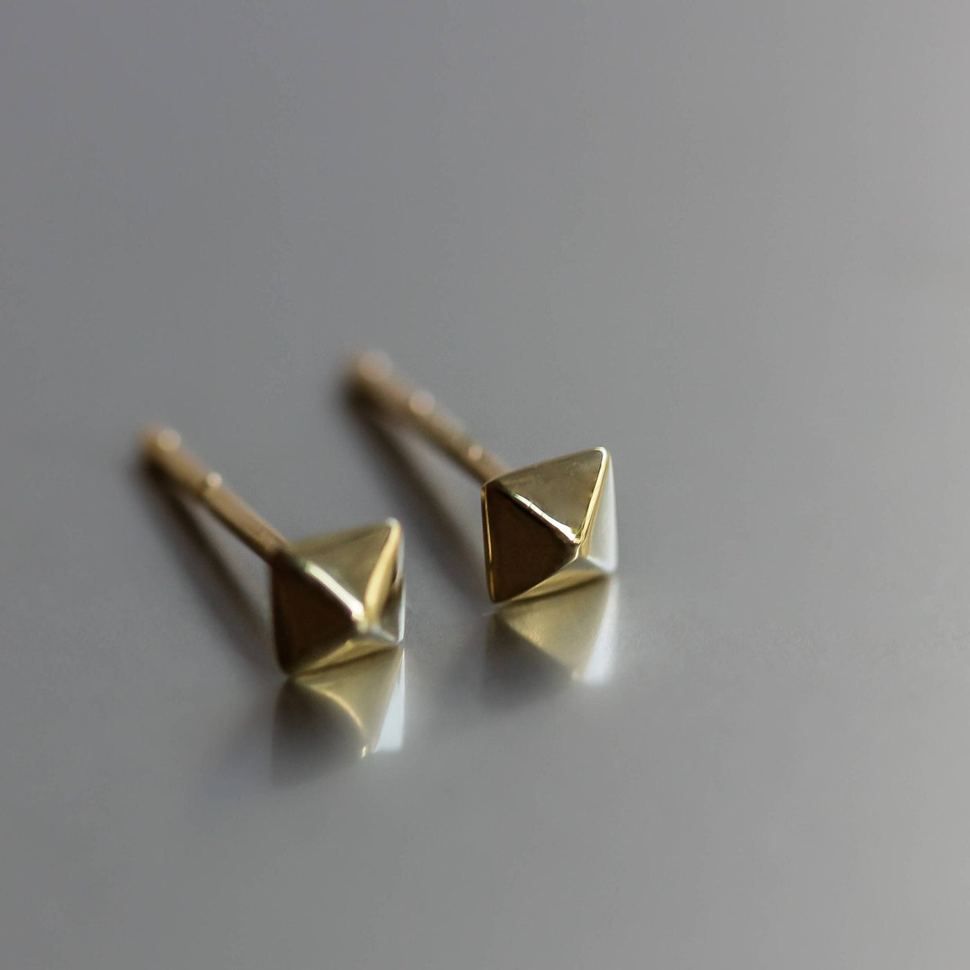 Pyramid Earring 14K Gold Earrings 