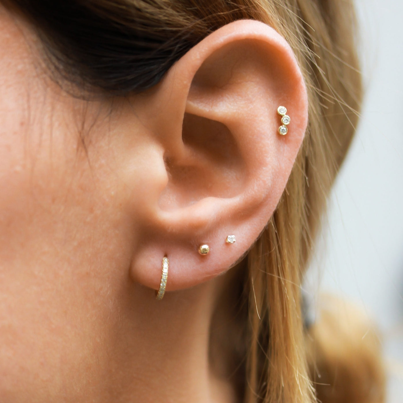 Anna Piercing Earring 14K Gold White Diamonds Earrings 