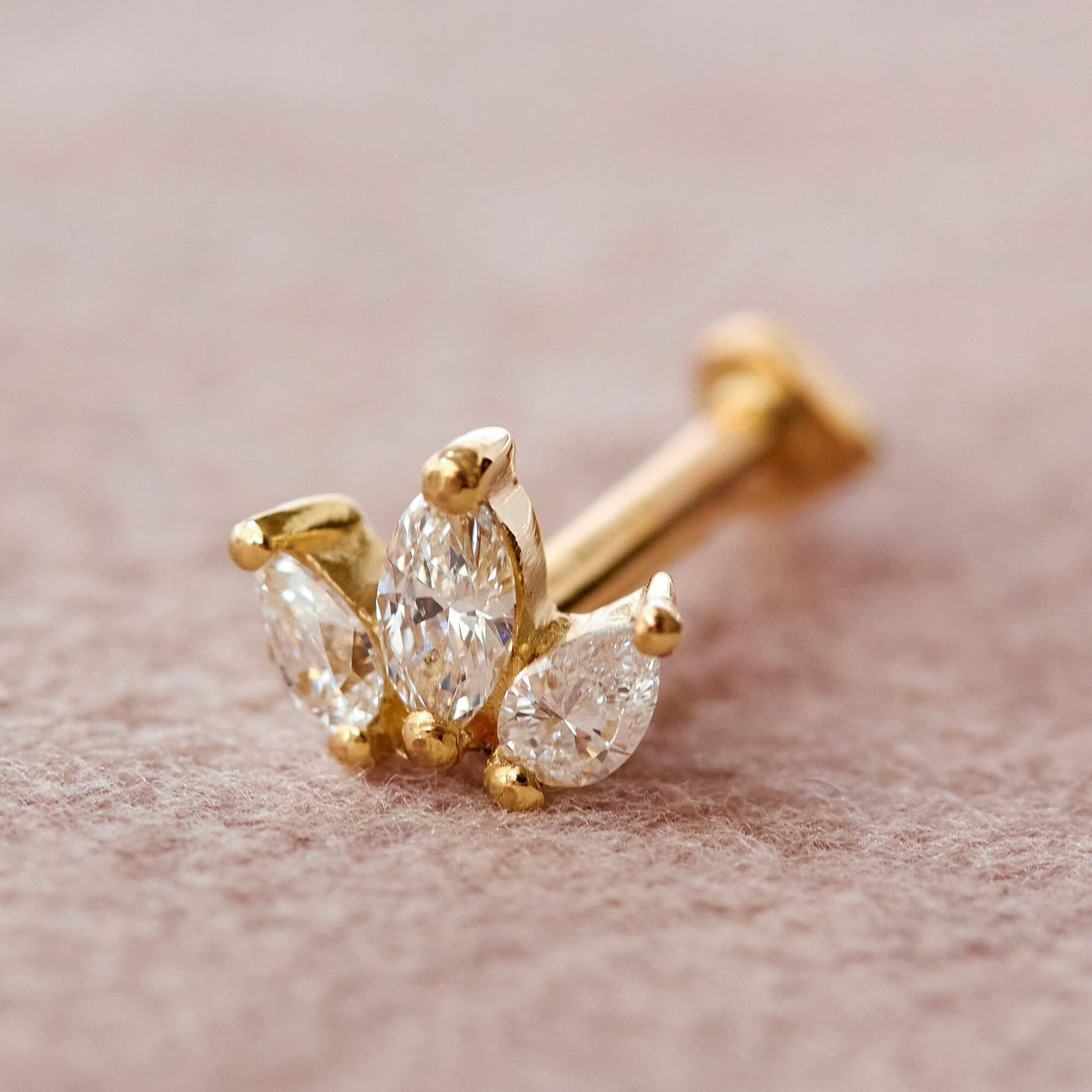 Louise Piercing Earring 14K Gold White Diamonds Earrings 