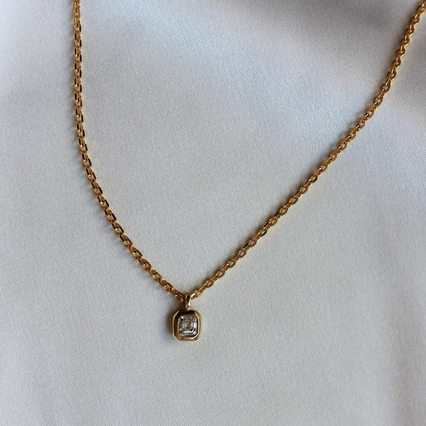 Wide Toulouse Necklace 14K Gold White Diamond Necklaces 