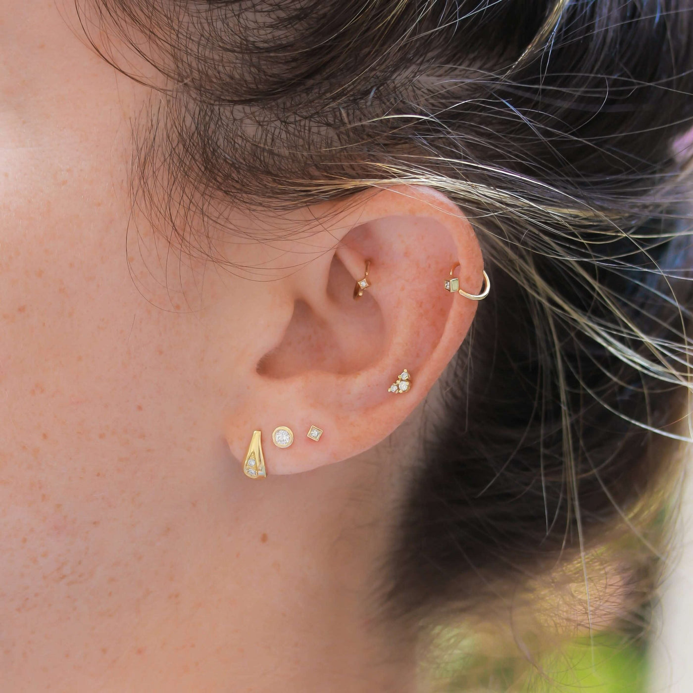 Mercury Piercing Earring 14K Gold Black & White Diamonds Earrings 